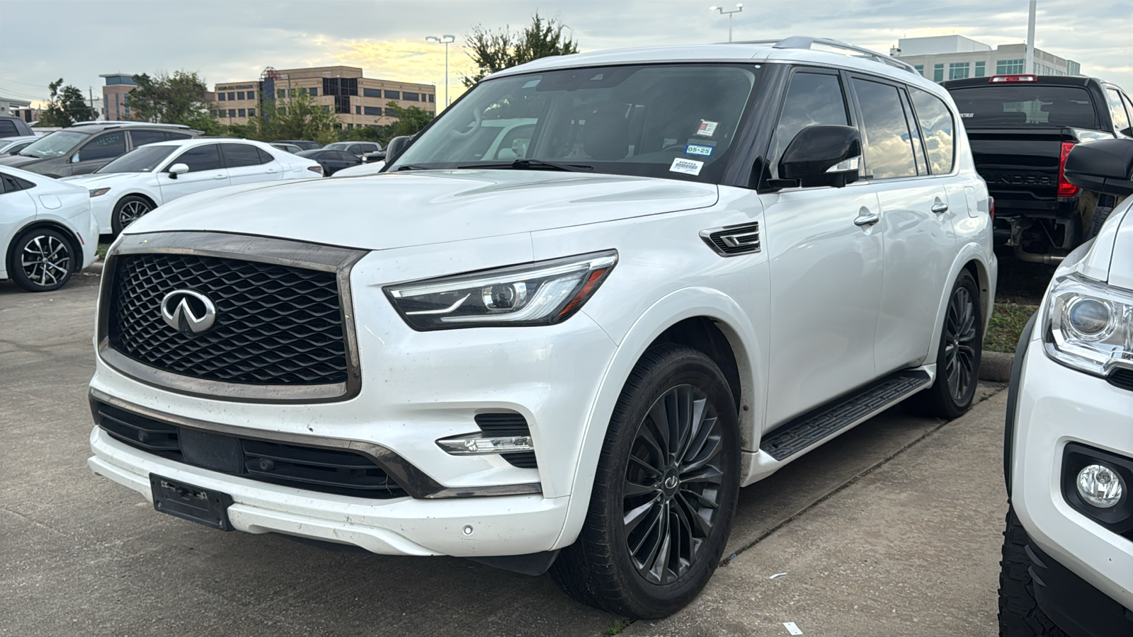 2021 INFINITI QX80 Premium Select 5