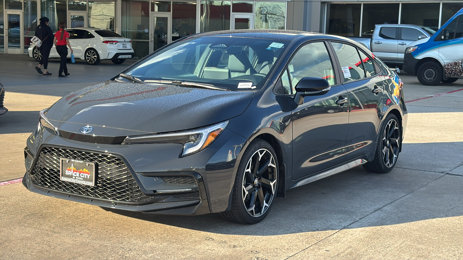 2025 Toyota Corolla LE 4