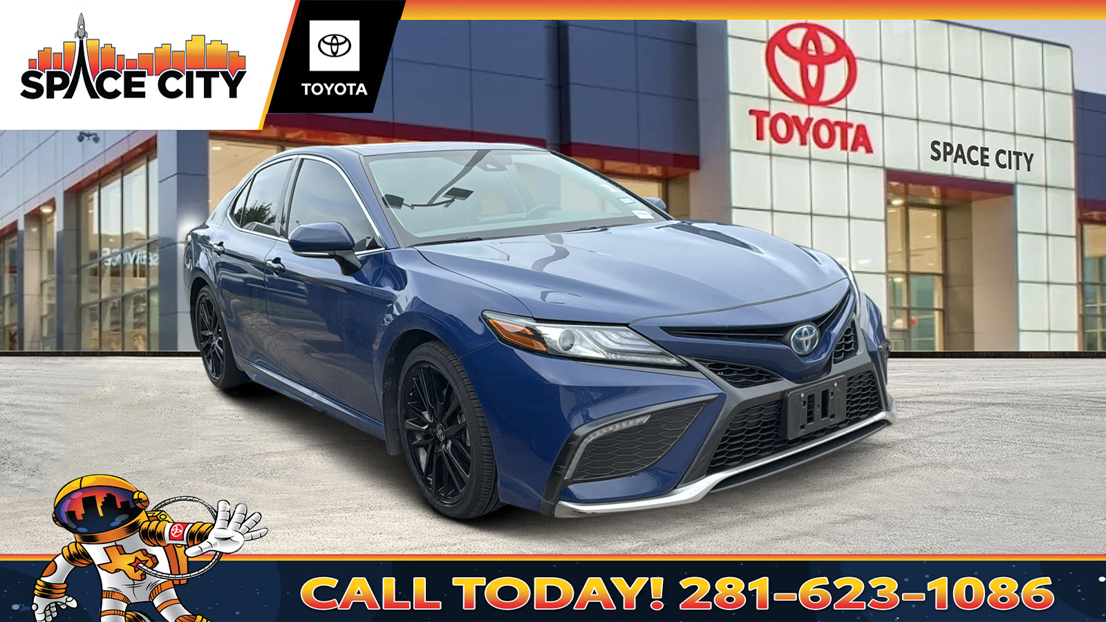 2024 Toyota Camry Hybrid XSE 1