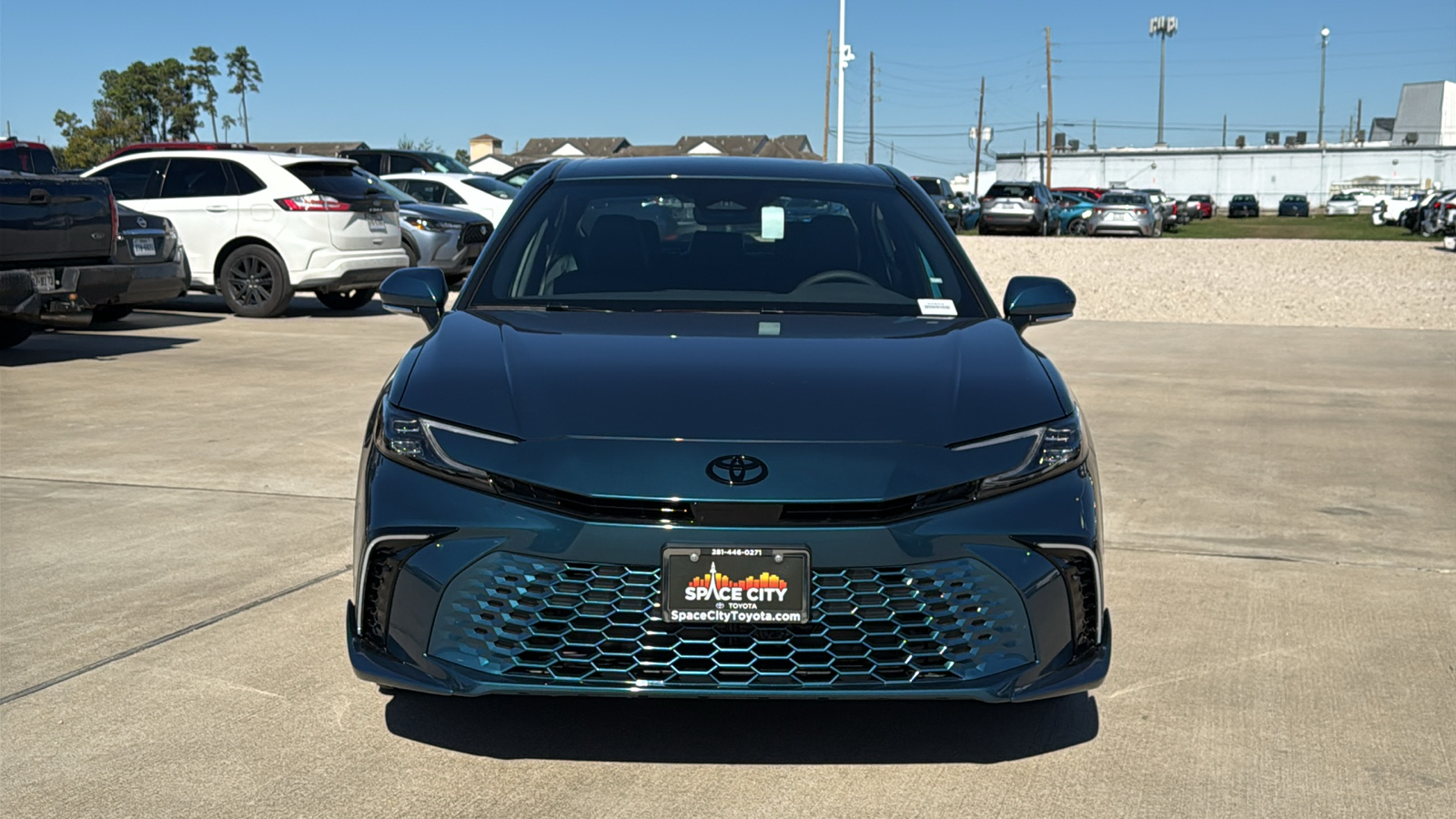 2025 Toyota Camry XSE 2