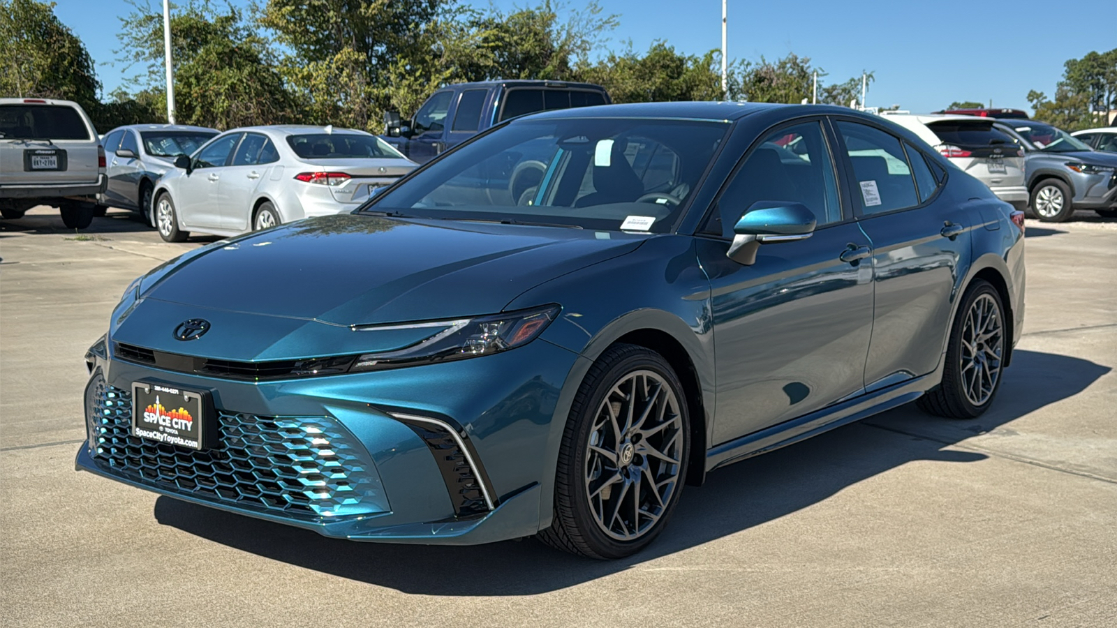 2025 Toyota Camry XSE 3