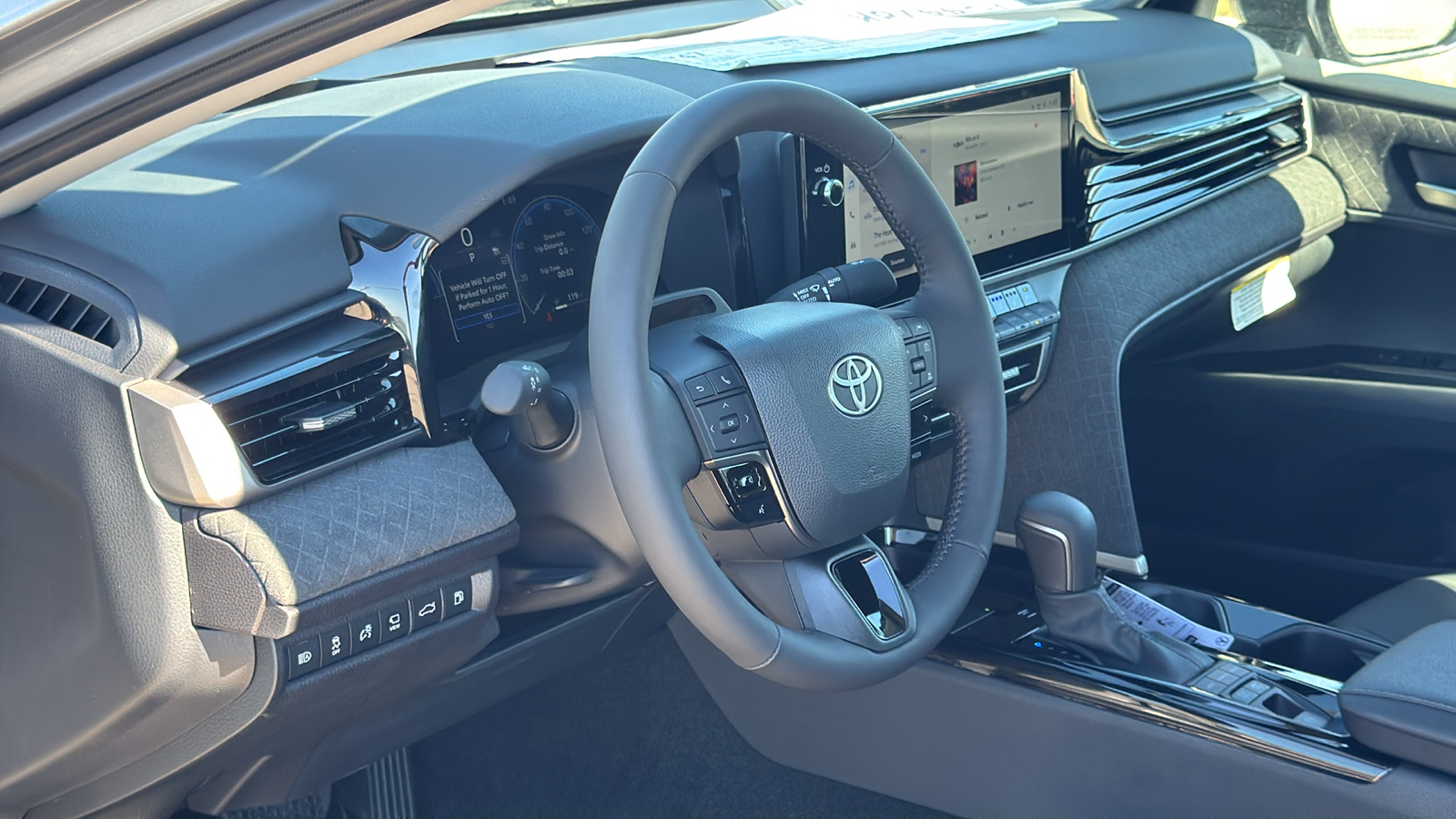 2025 Toyota Camry XLE 13