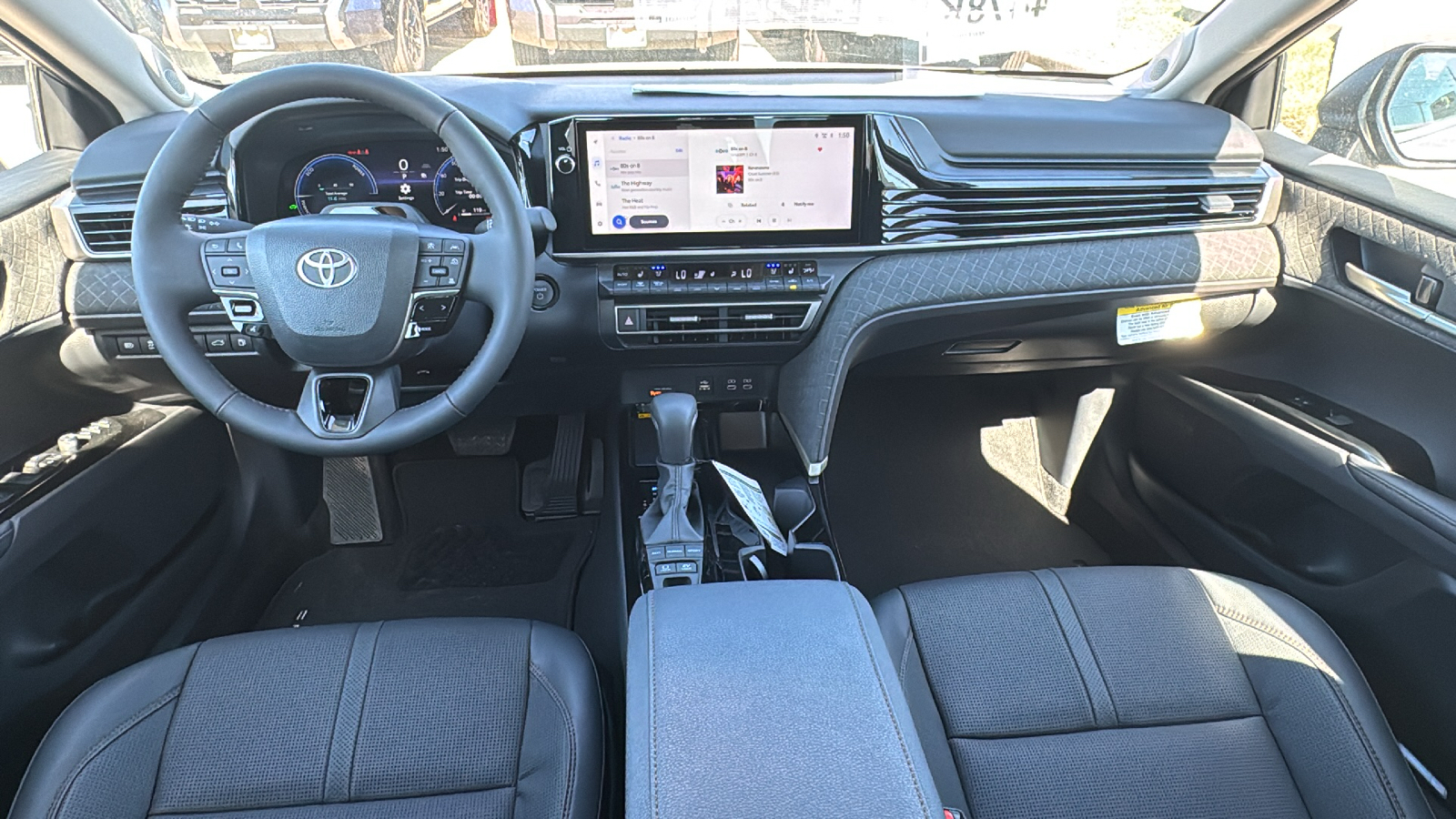 2025 Toyota Camry XLE 20