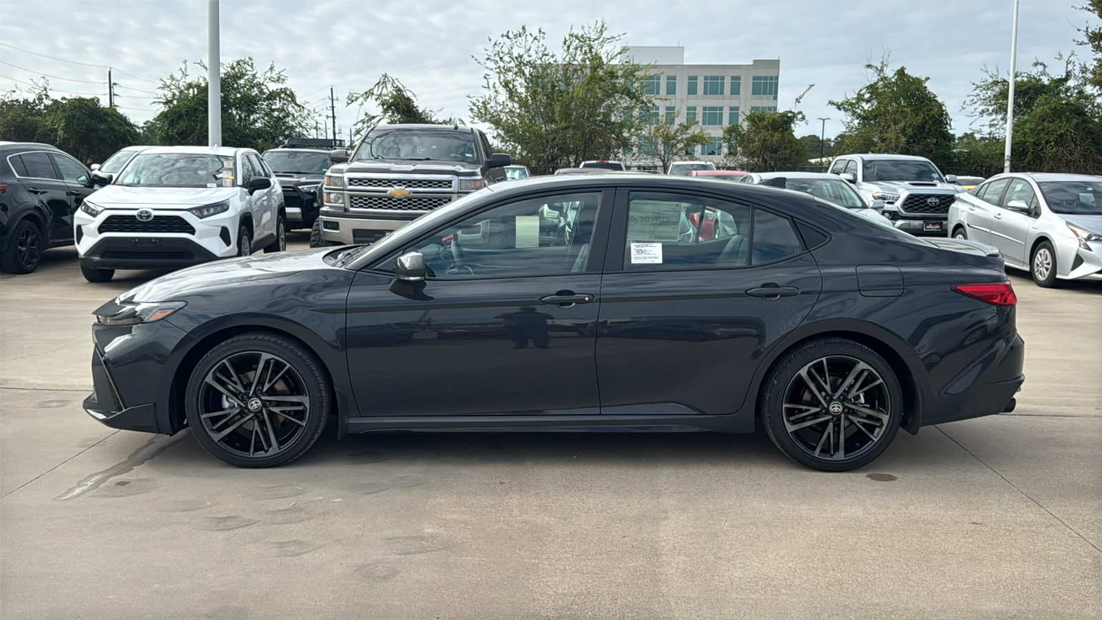 2025 Toyota Camry XSE 5