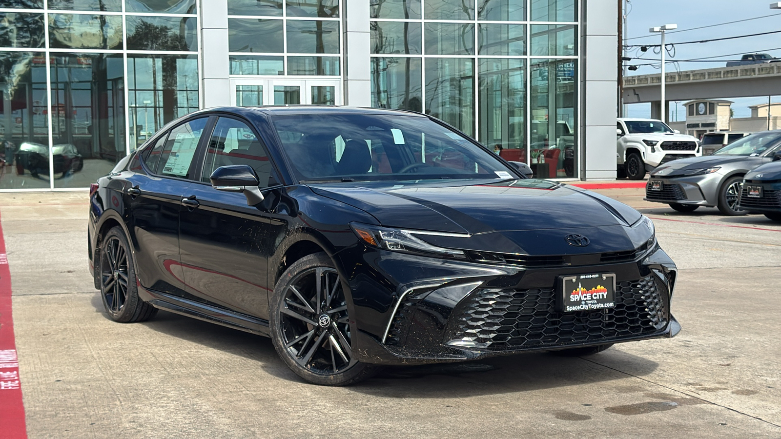 2025 Toyota Camry XSE 2