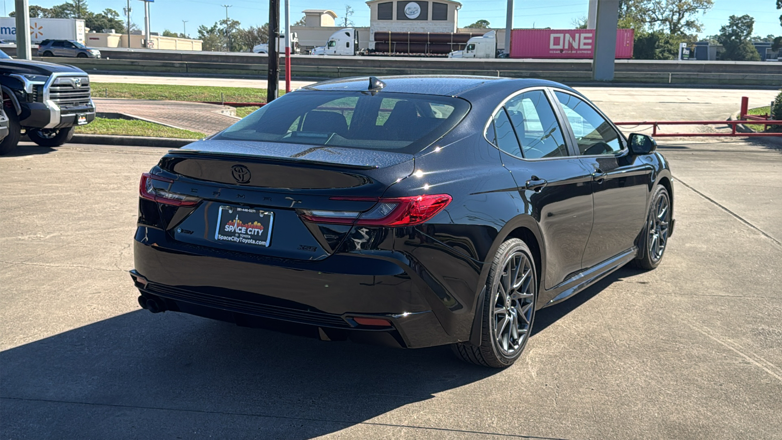 2025 Toyota Camry XSE 8