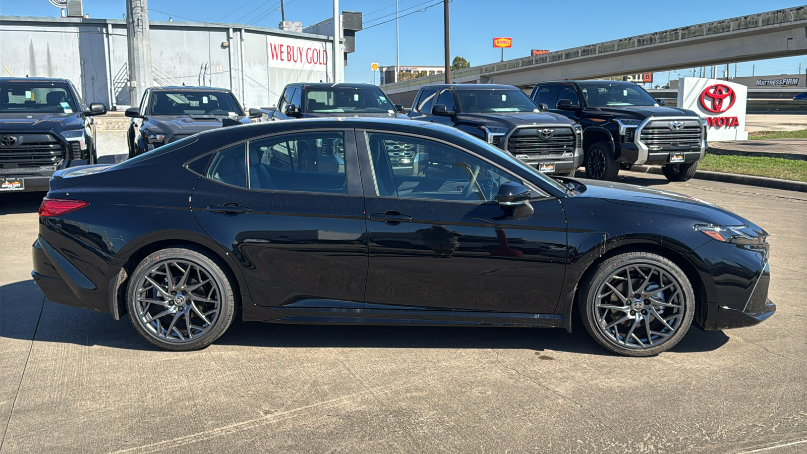 2025 Toyota Camry XSE 9