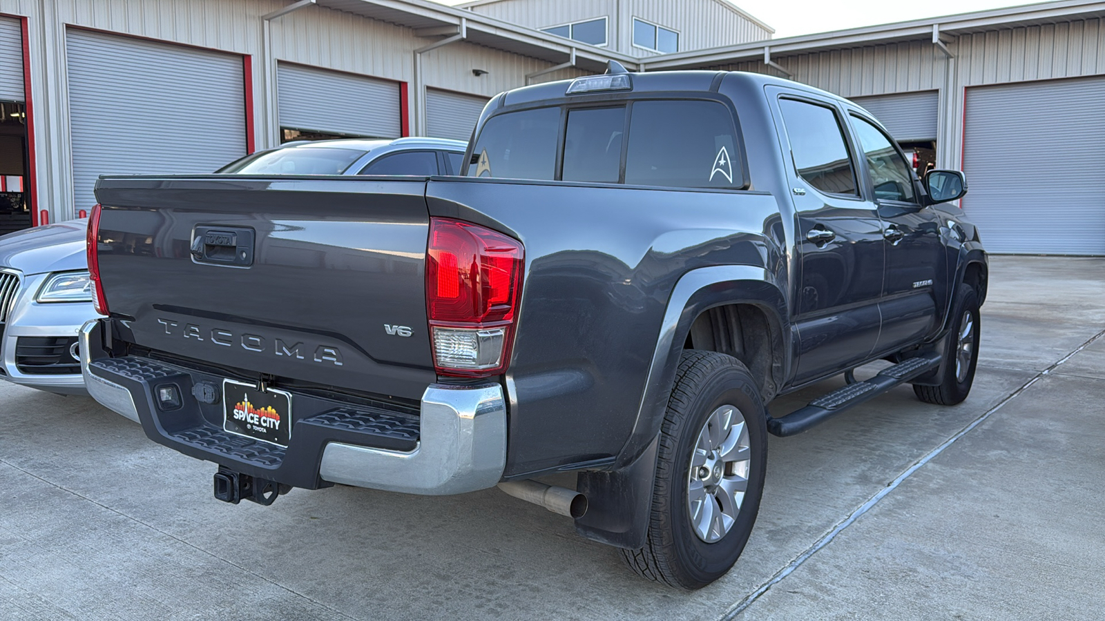 2017 Toyota Tacoma SR5 7