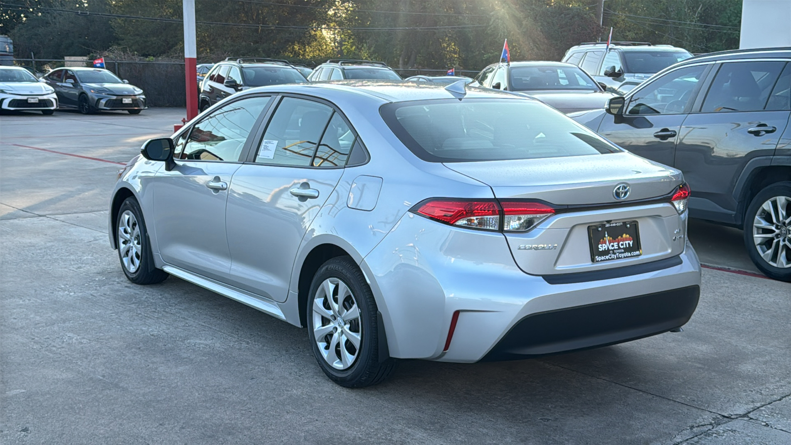 2025 Toyota Corolla Hybrid LE 5