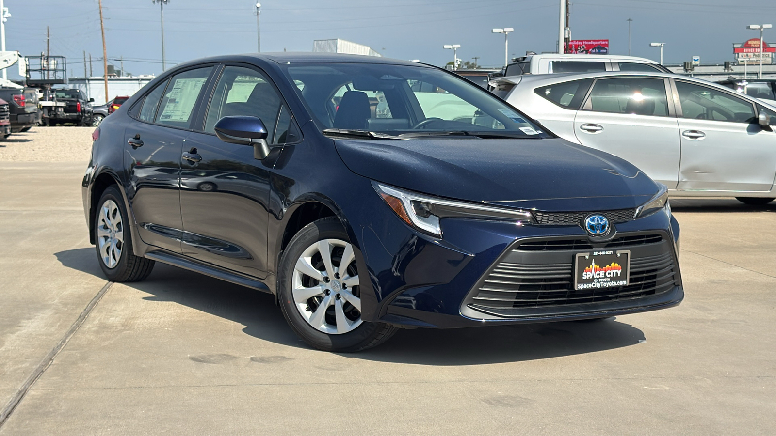 2025 Toyota Corolla Hybrid LE 2