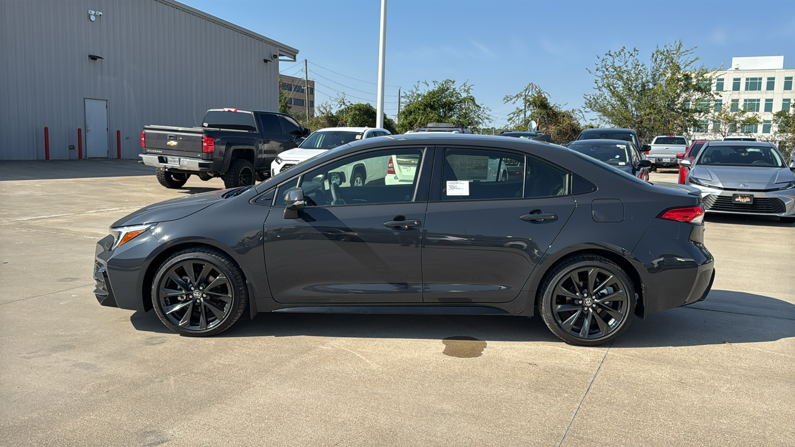 2025 Toyota Corolla Hybrid SE 5