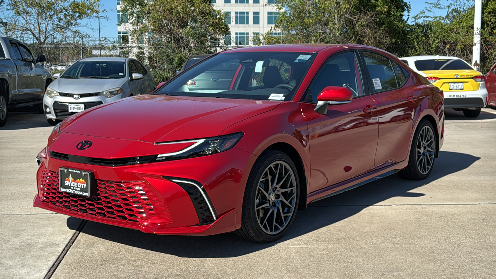 2025 Toyota Camry XSE 4