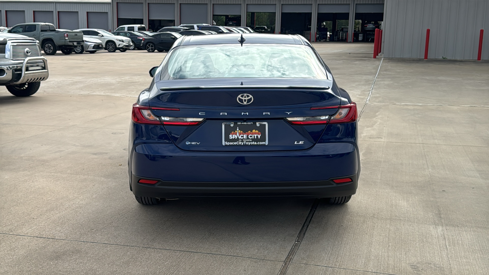 2025 Toyota Camry LE 7