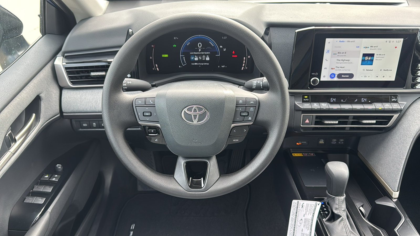 2025 Toyota Camry LE 19