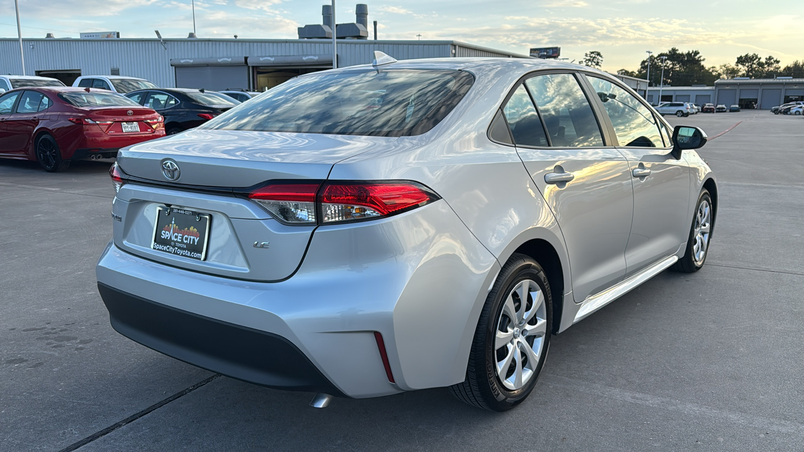 2024 Toyota Corolla LE 8