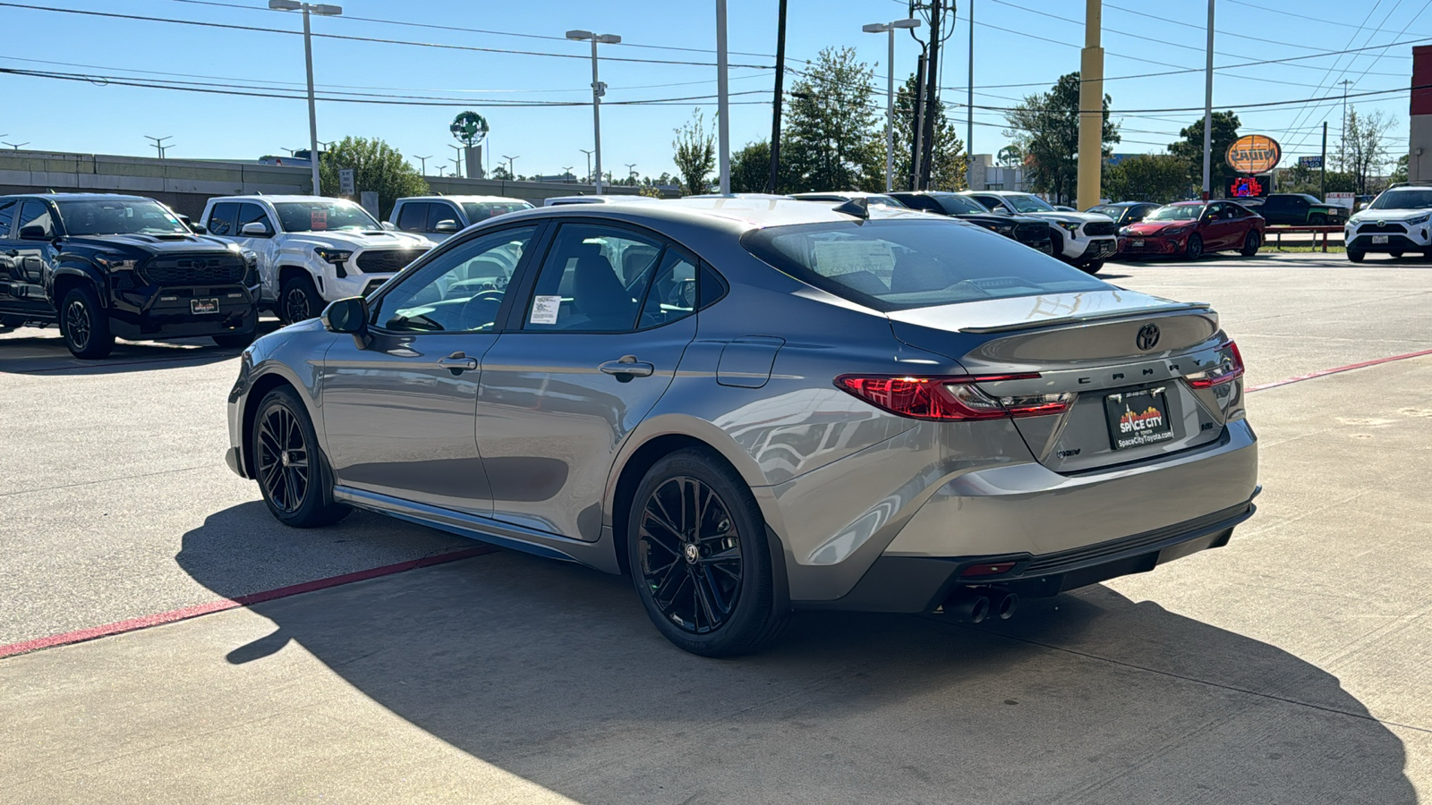 2025 Toyota Camry SE 6