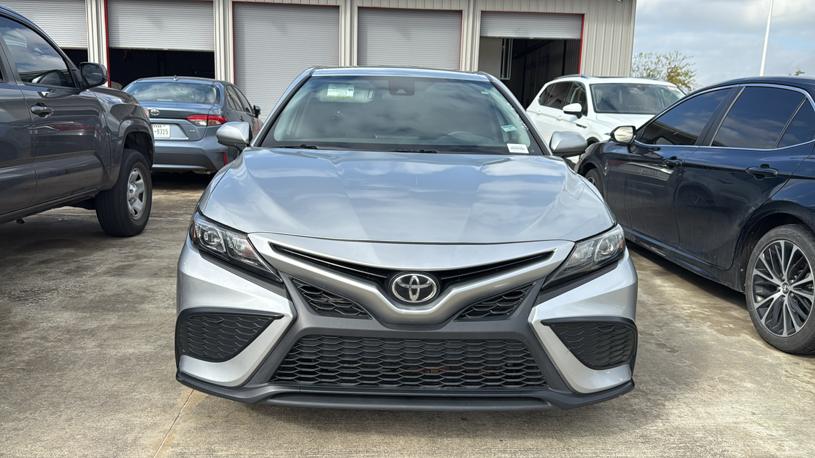 2021 Toyota Camry  3