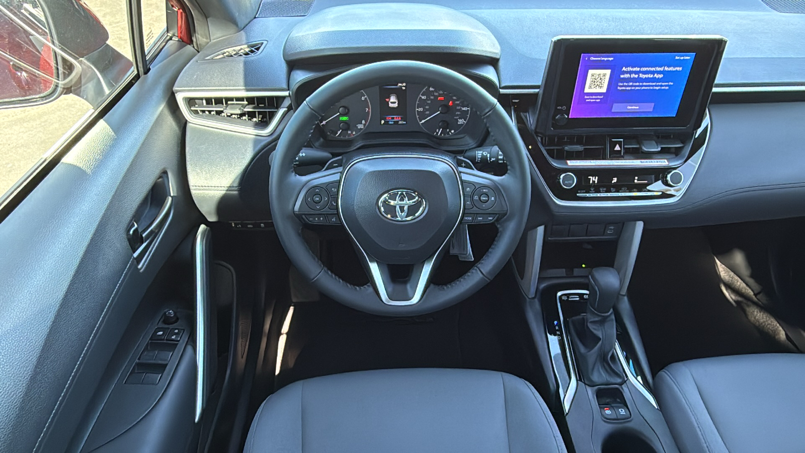 2024 Toyota Corolla Cross Hybrid SE 19