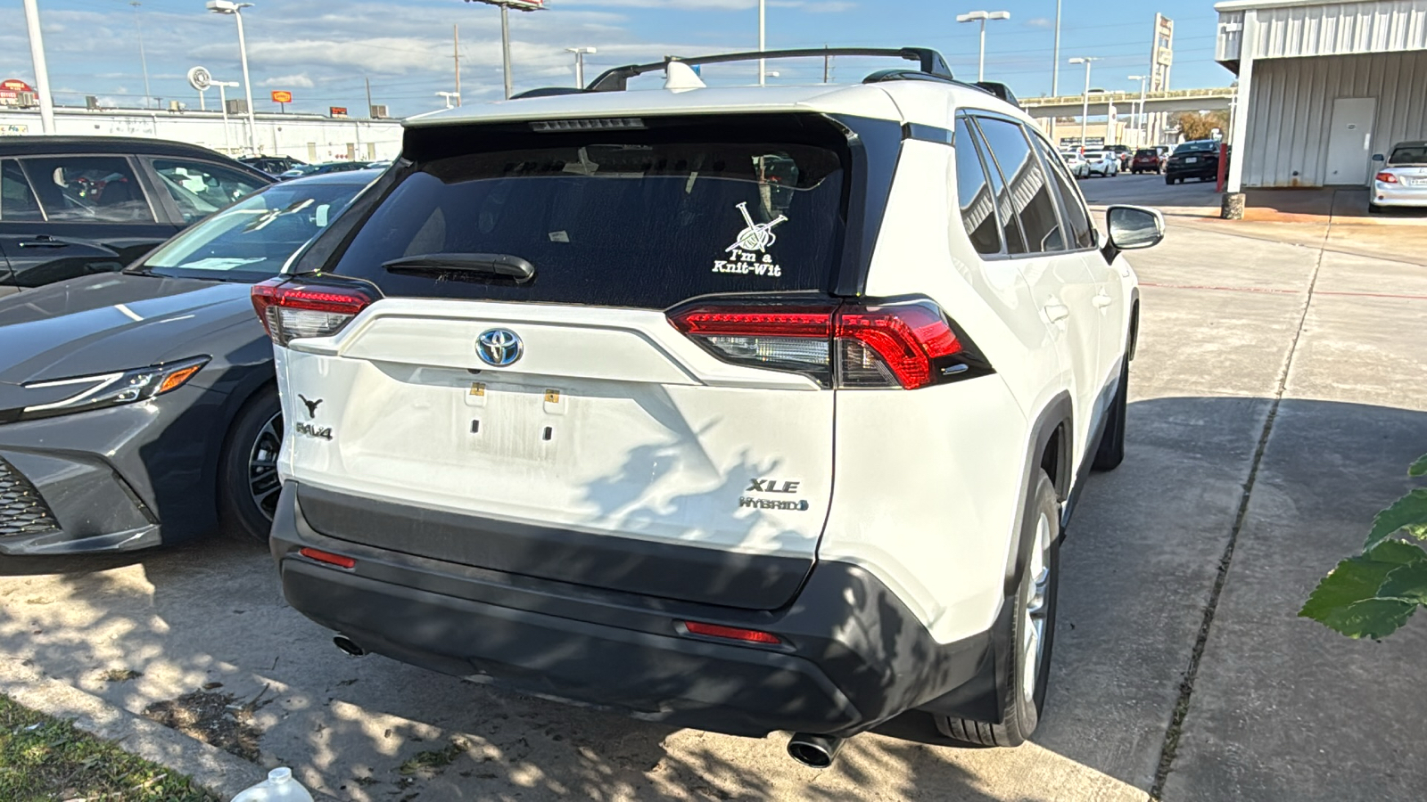 2019 Toyota RAV4 Hybrid XLE 6