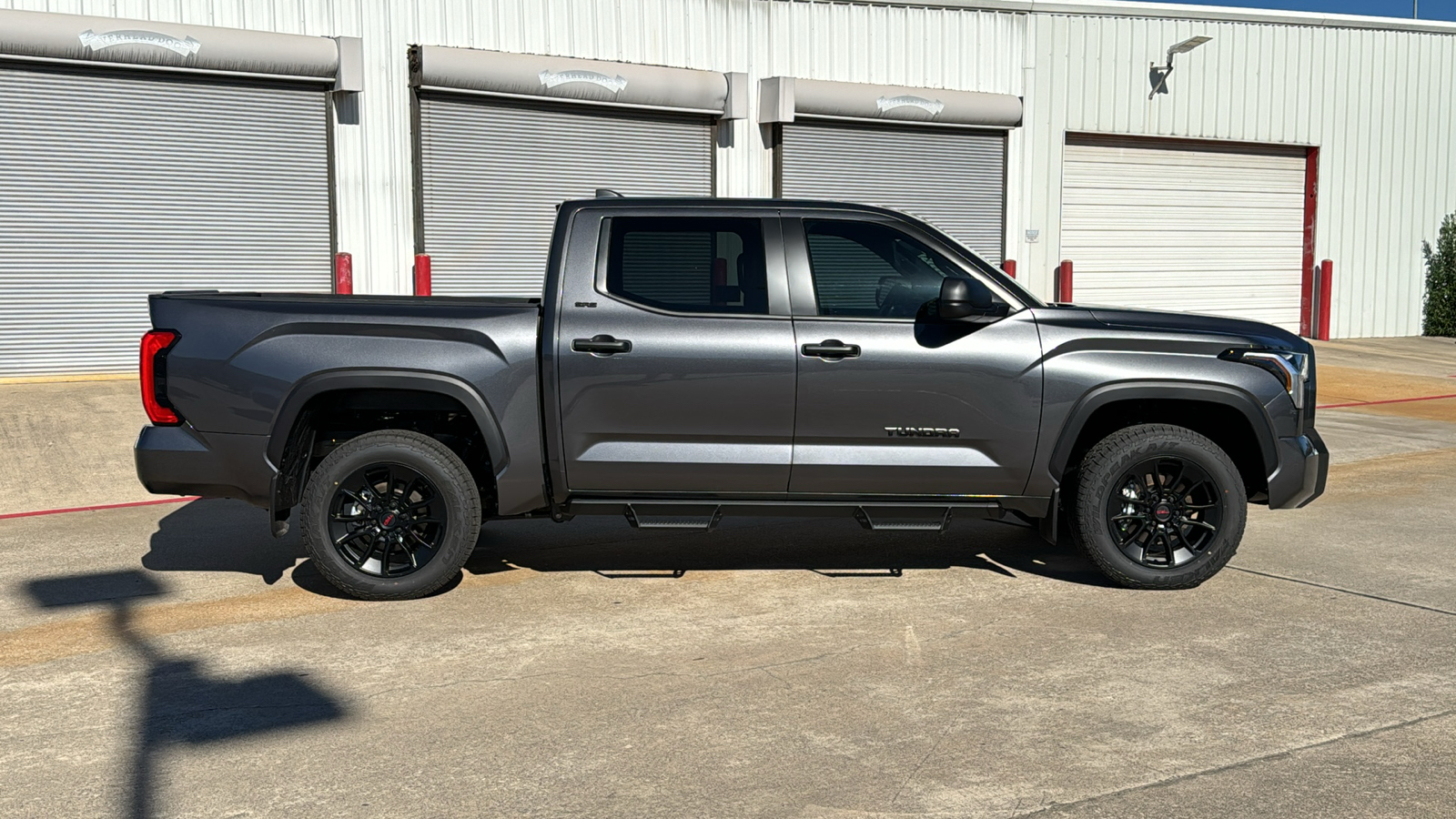 2025 Toyota Tundra SR5 10