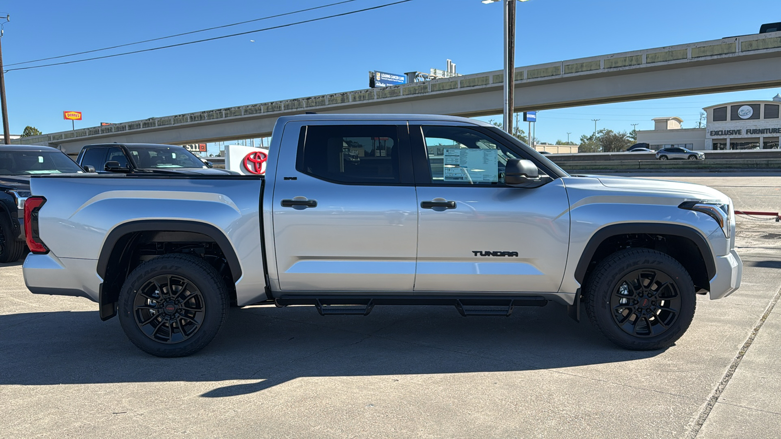 2025 Toyota Tundra SR5 10