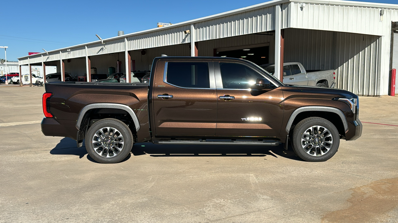 2025 Toyota Tundra Limited 10