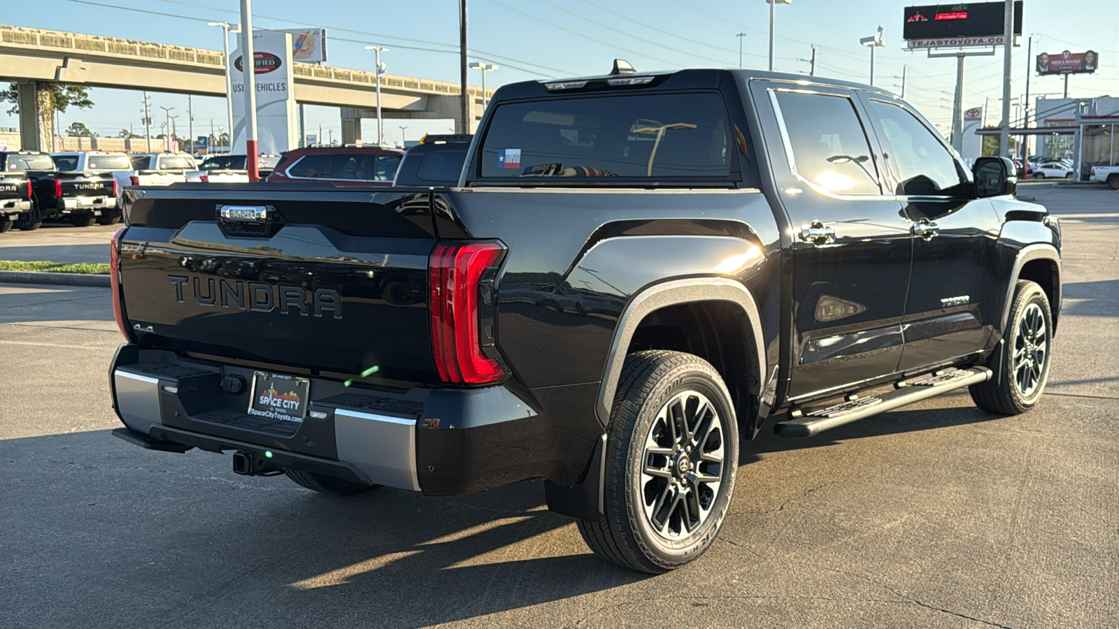 2025 Toyota Tundra Limited 9