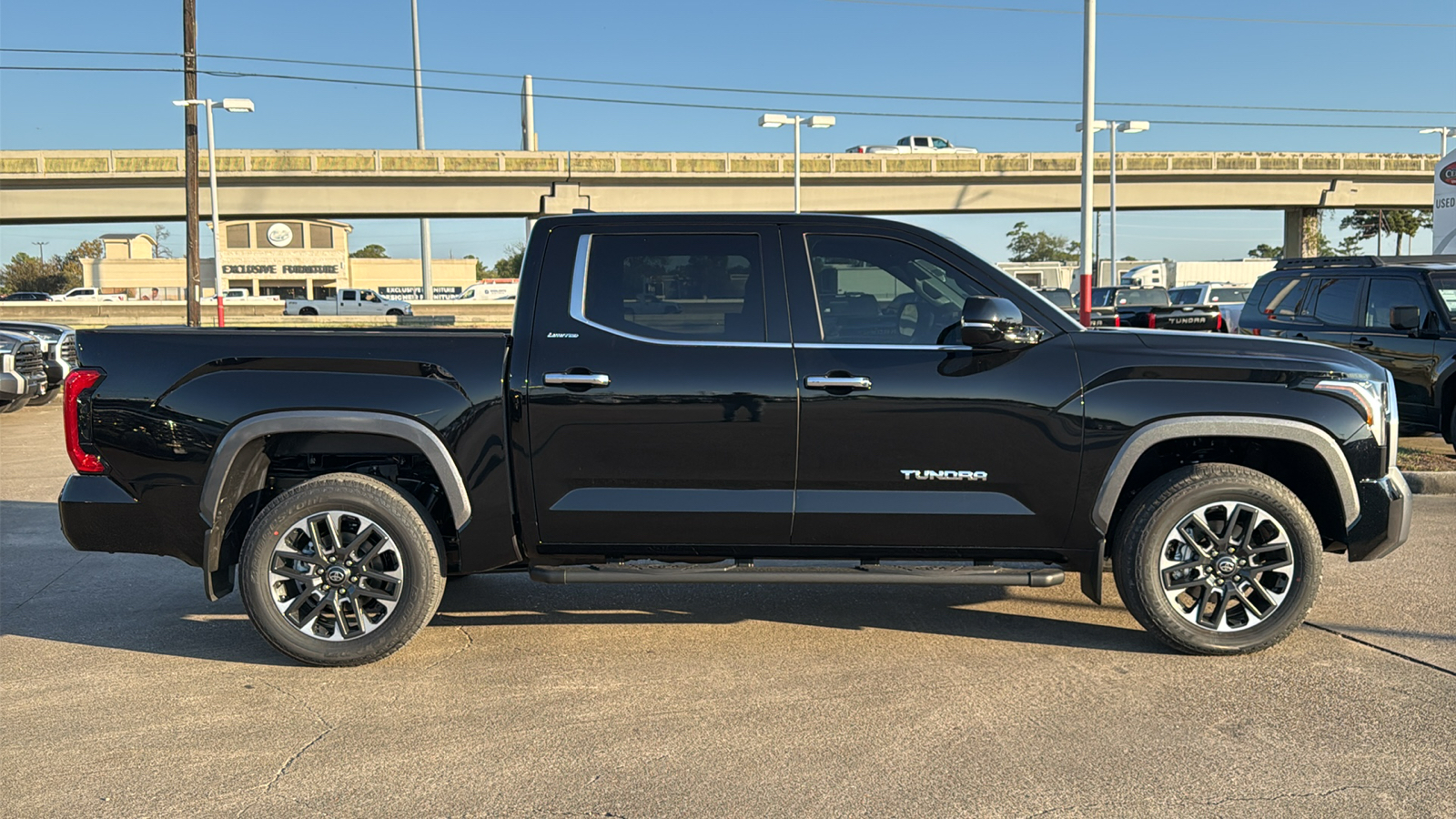 2025 Toyota Tundra Limited 10