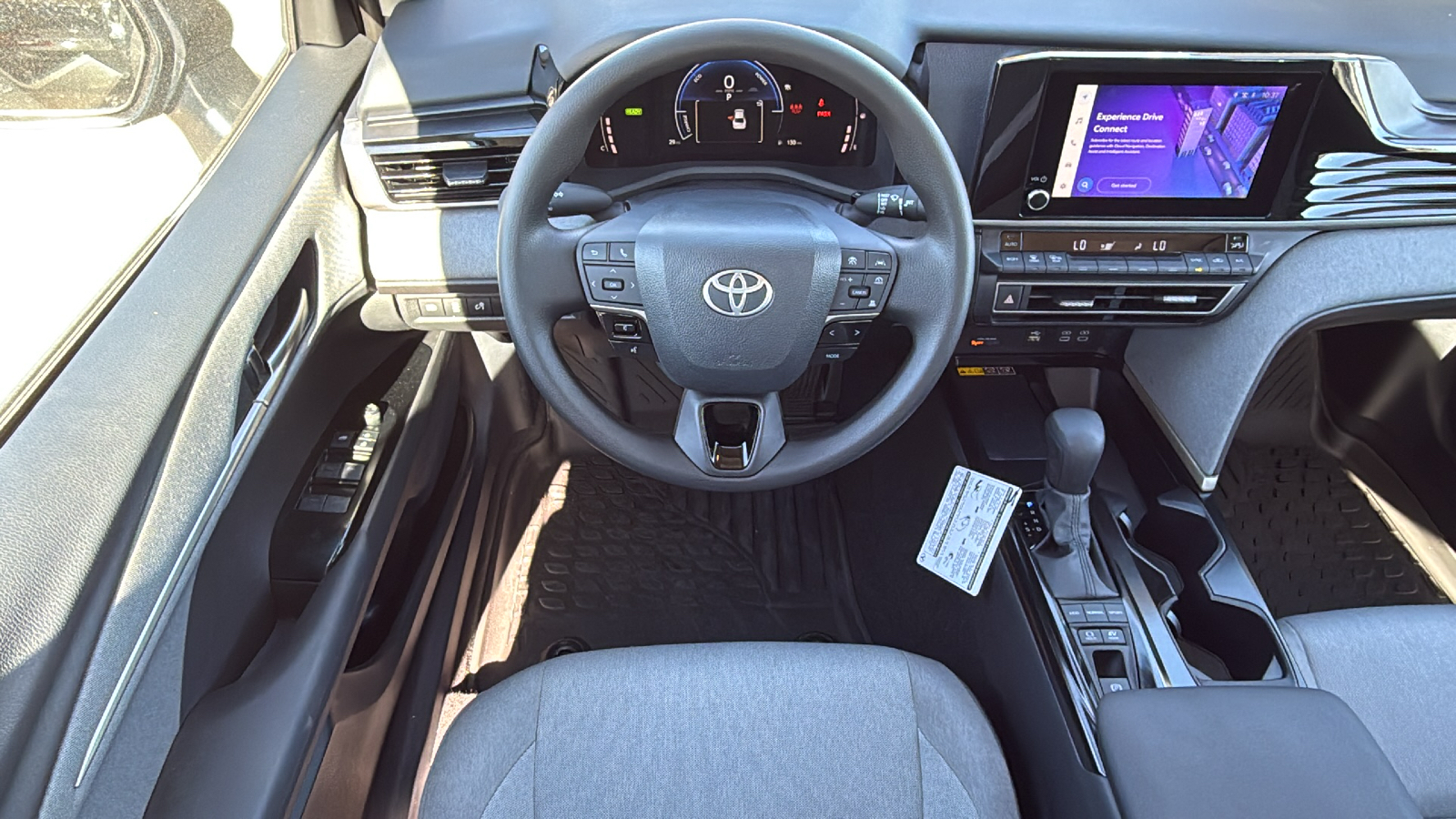 2025 Toyota Camry LE 19