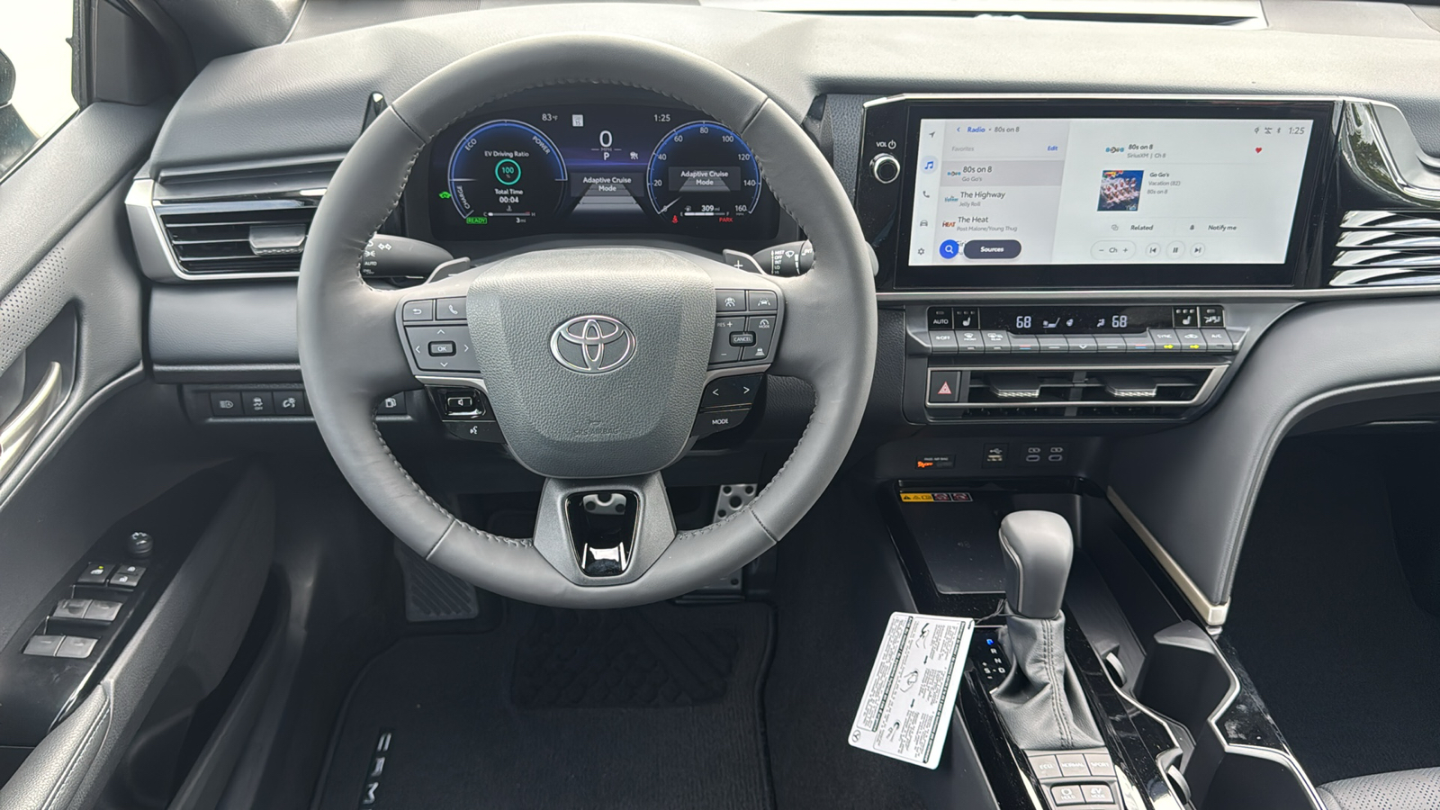 2025 Toyota Camry XSE 19