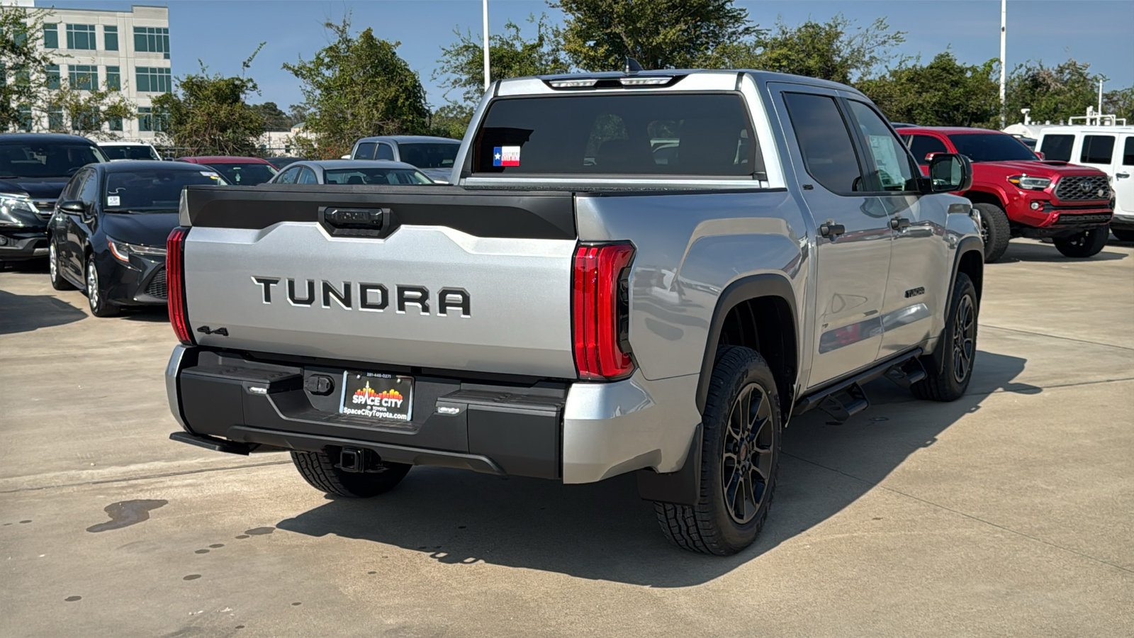 2025 Toyota Tundra SR5 8