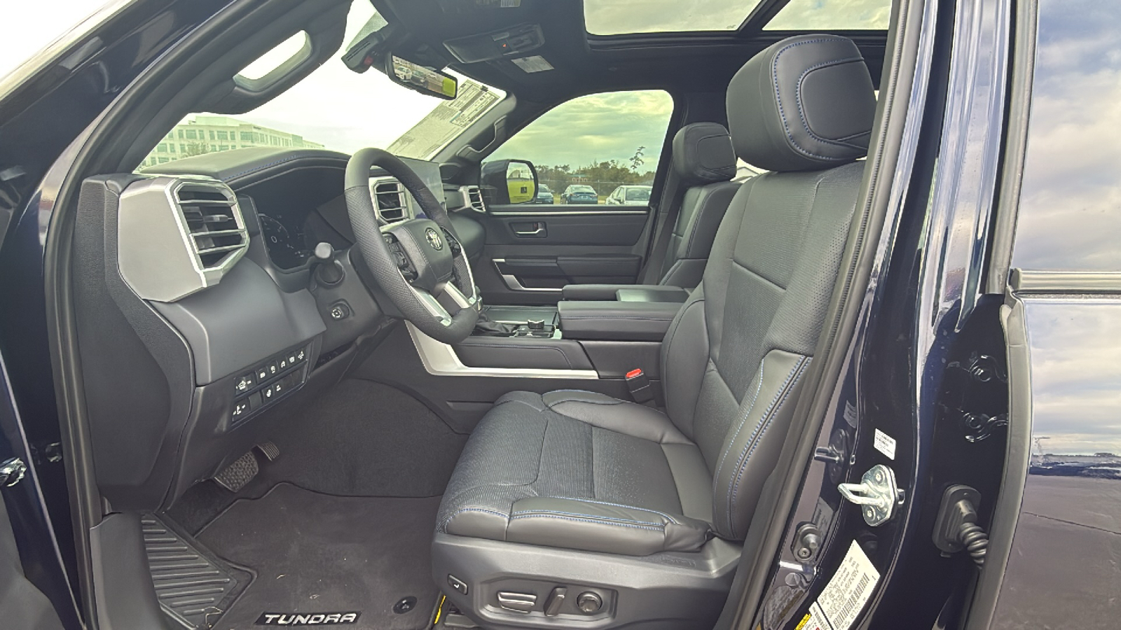 2025 Toyota Tundra Platinum 15