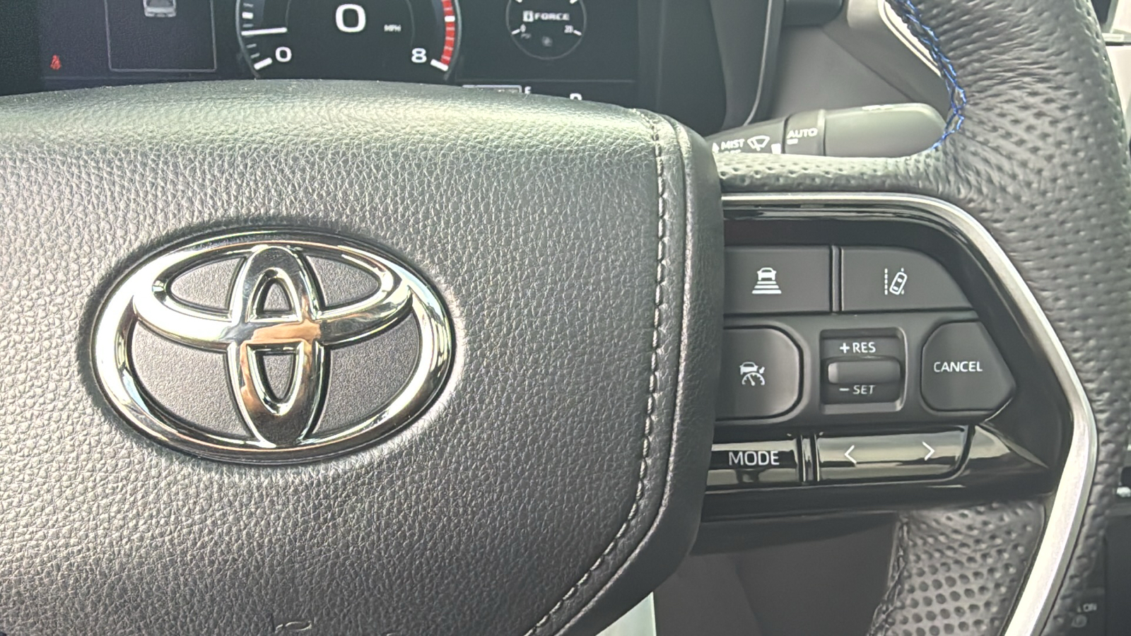 2025 Toyota Tundra Platinum 25