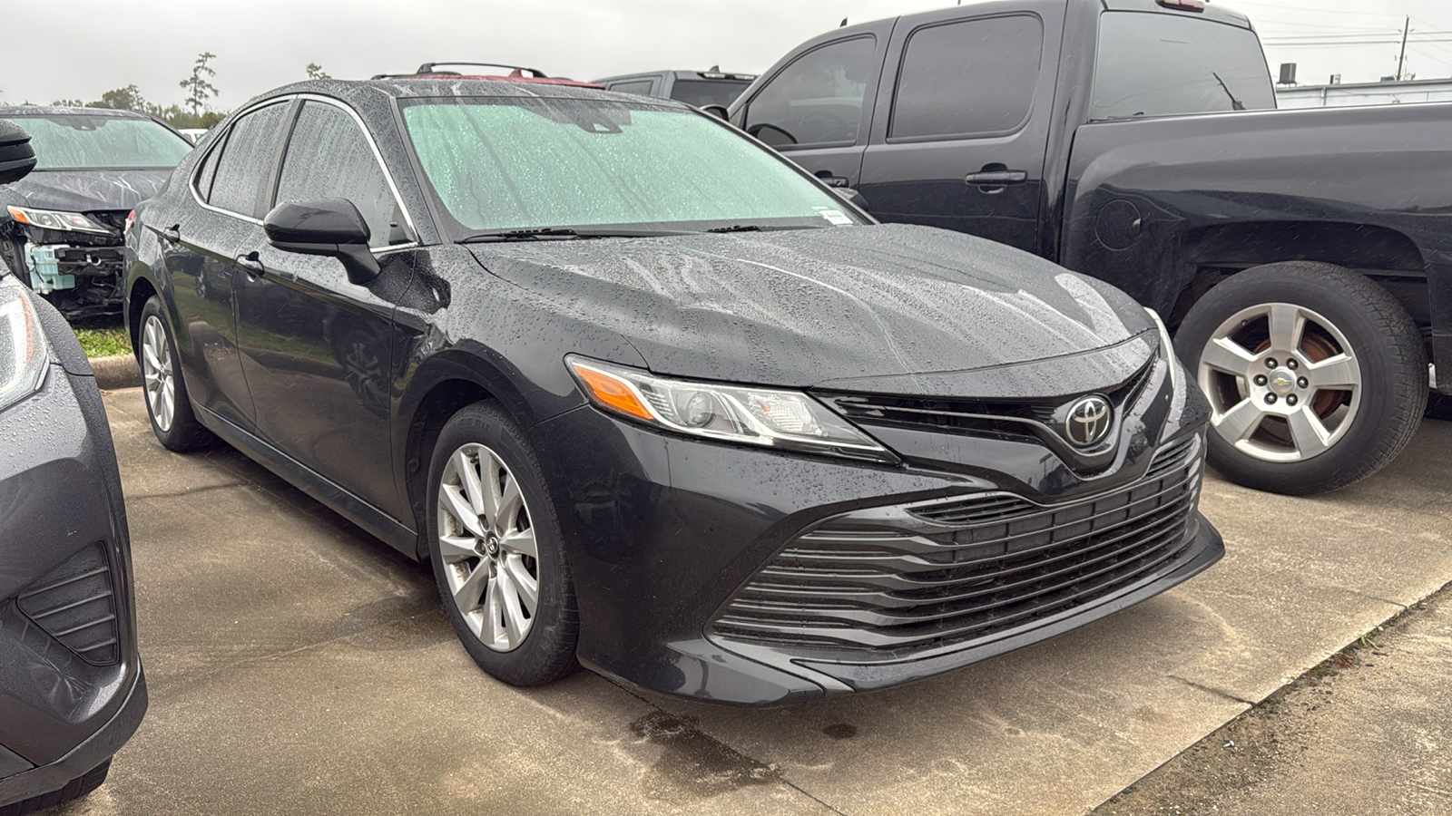 2019 Toyota Camry LE 2