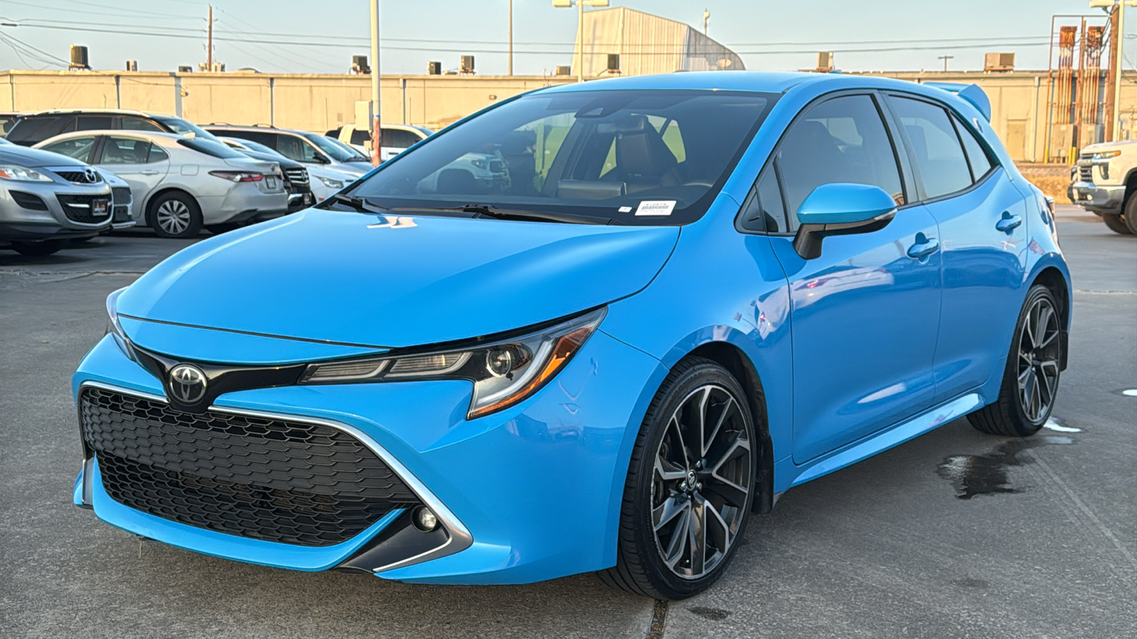 2019 Toyota Corolla Hatchback SE 4