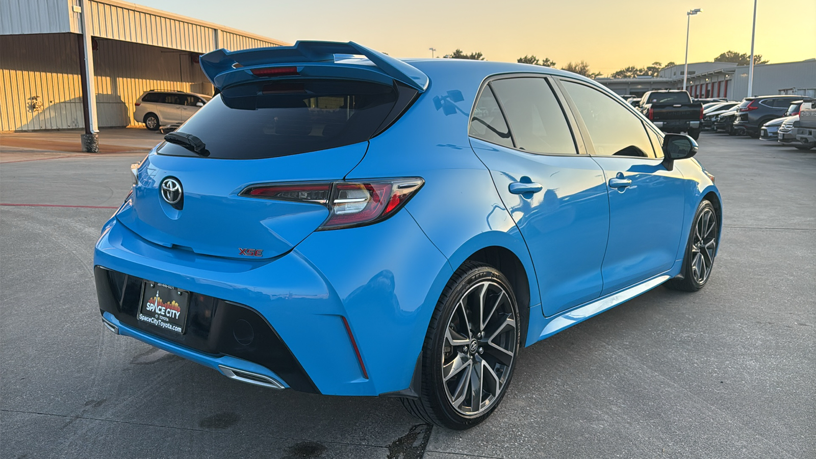 2019 Toyota Corolla Hatchback SE 8