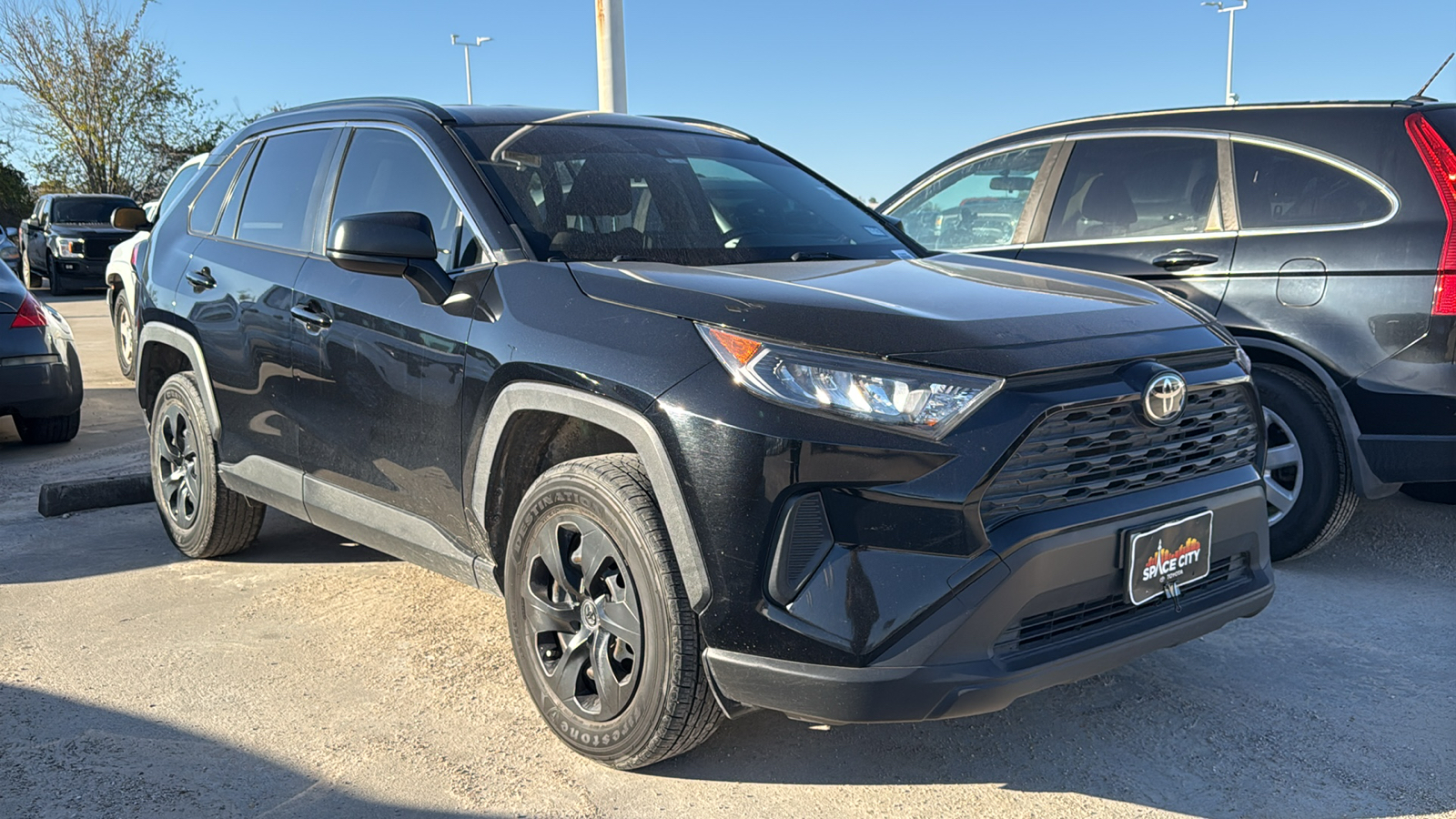 2019 Toyota RAV4 LE 2