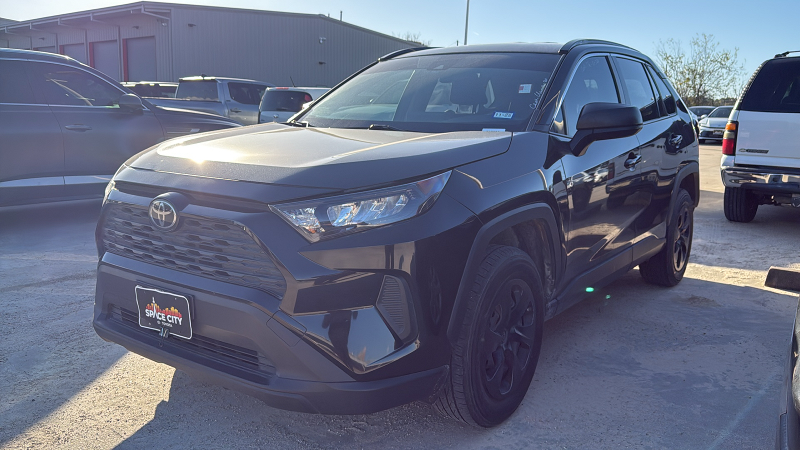 2019 Toyota RAV4 LE 4