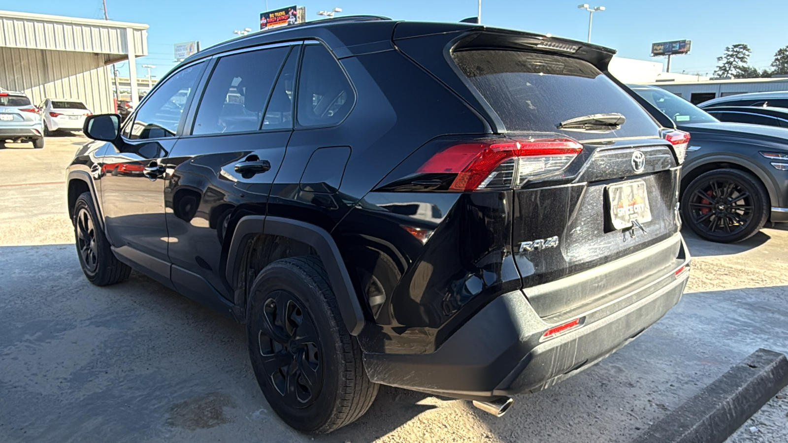 2019 Toyota RAV4 LE 5