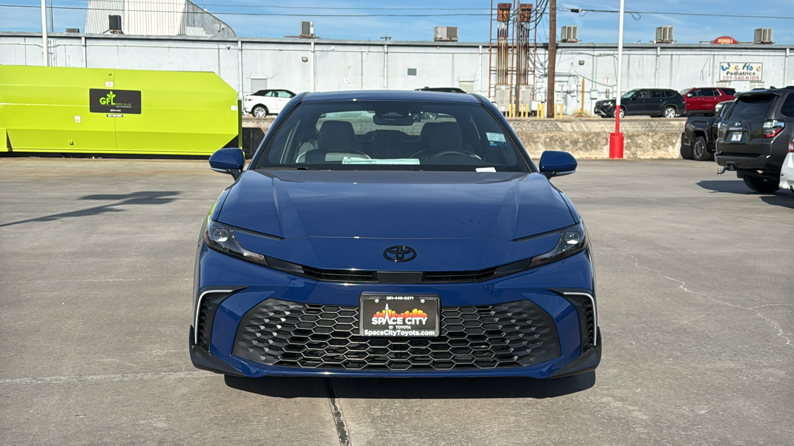 2025 Toyota Camry SE 3