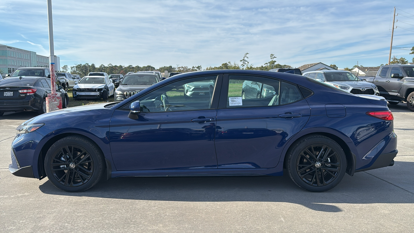 2025 Toyota Camry SE 5