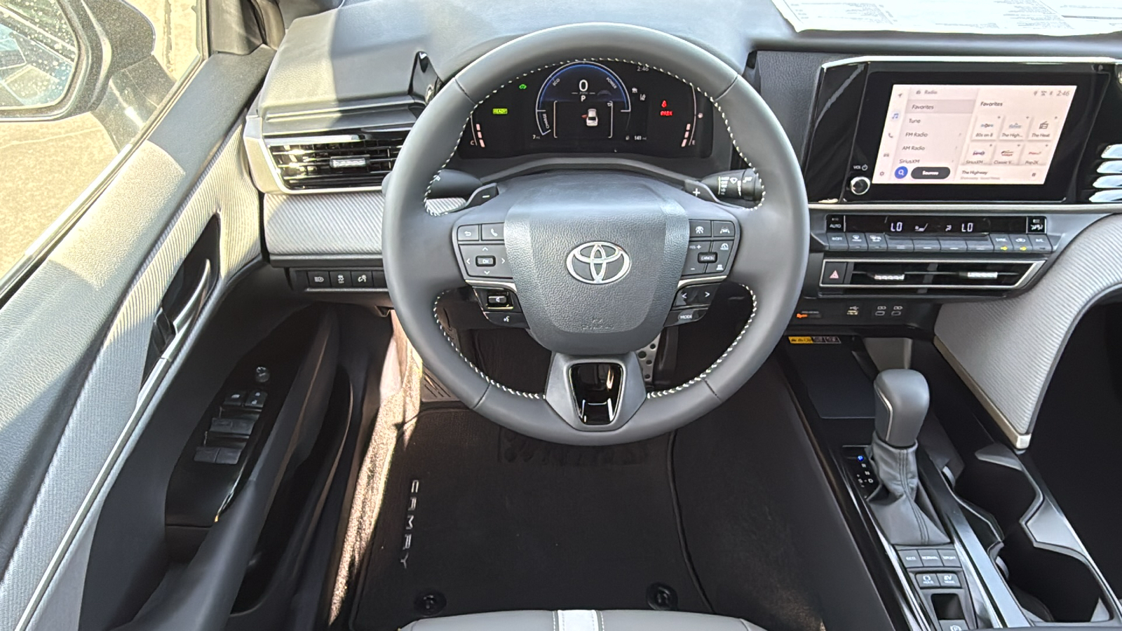 2025 Toyota Camry SE 20