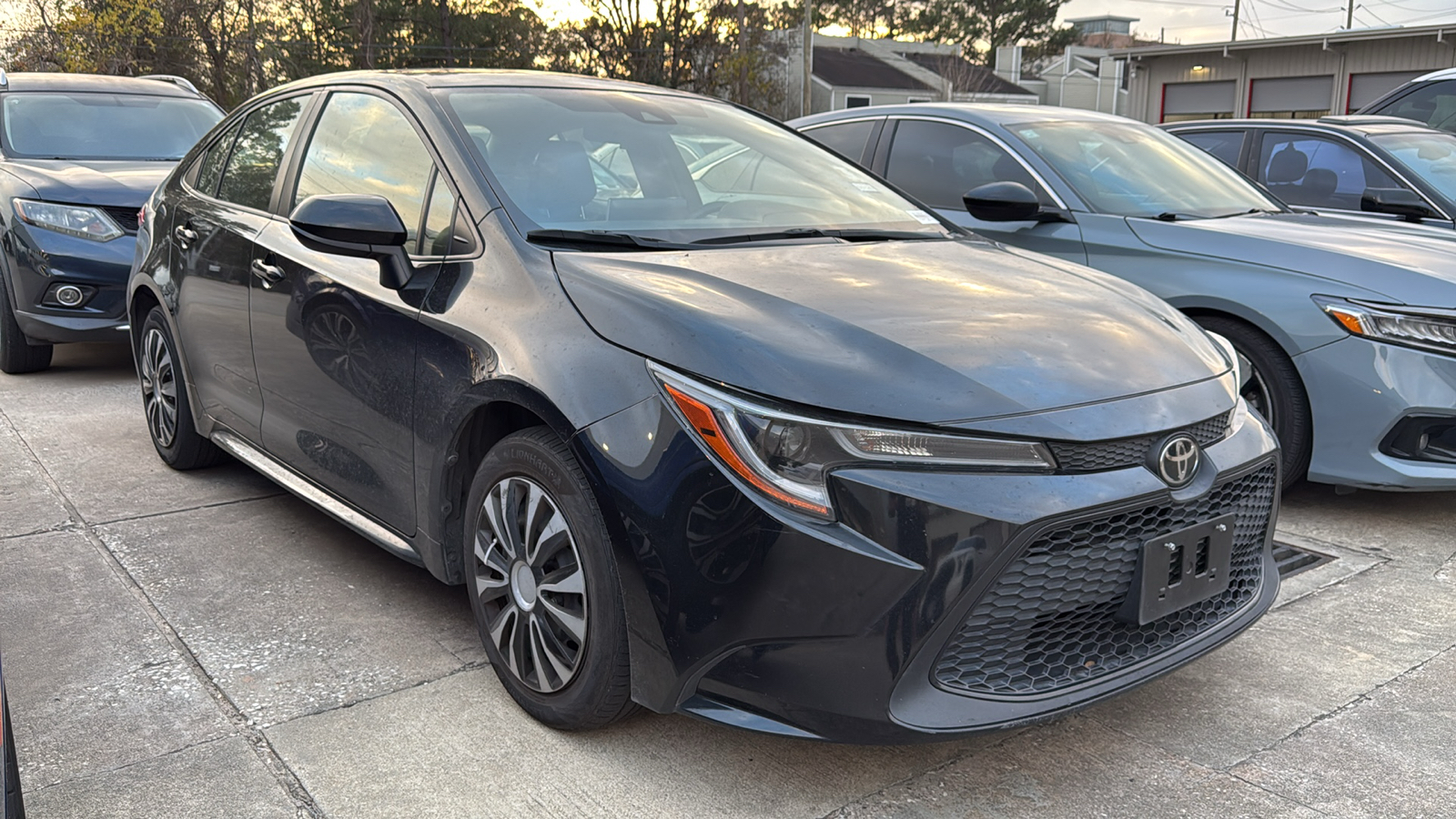 2021 Toyota Corolla LE 2