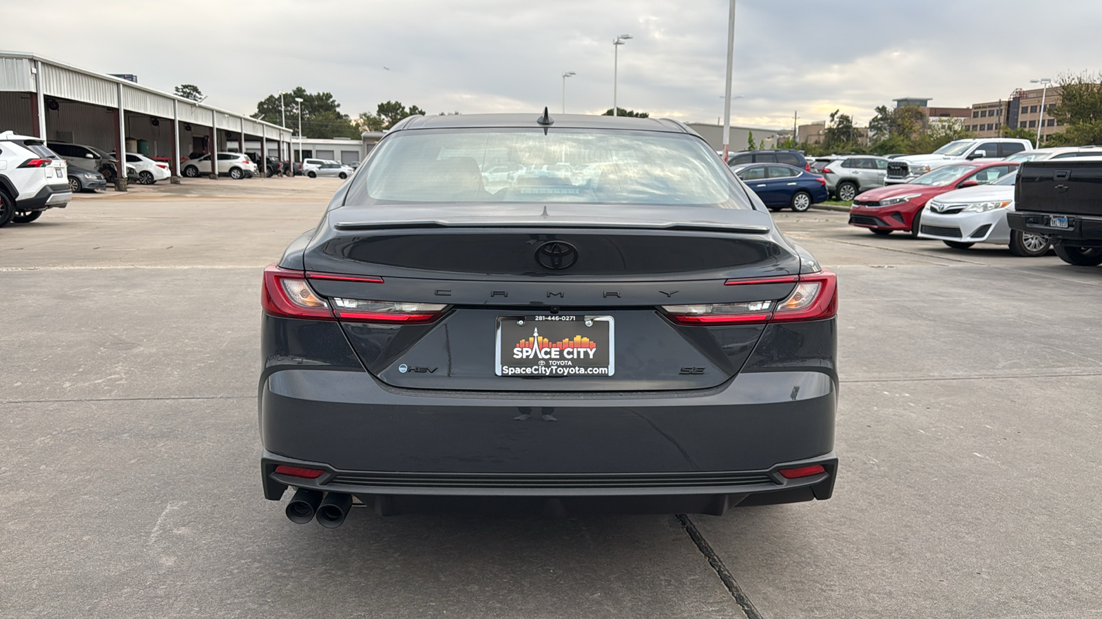 2025 Toyota Camry SE 7