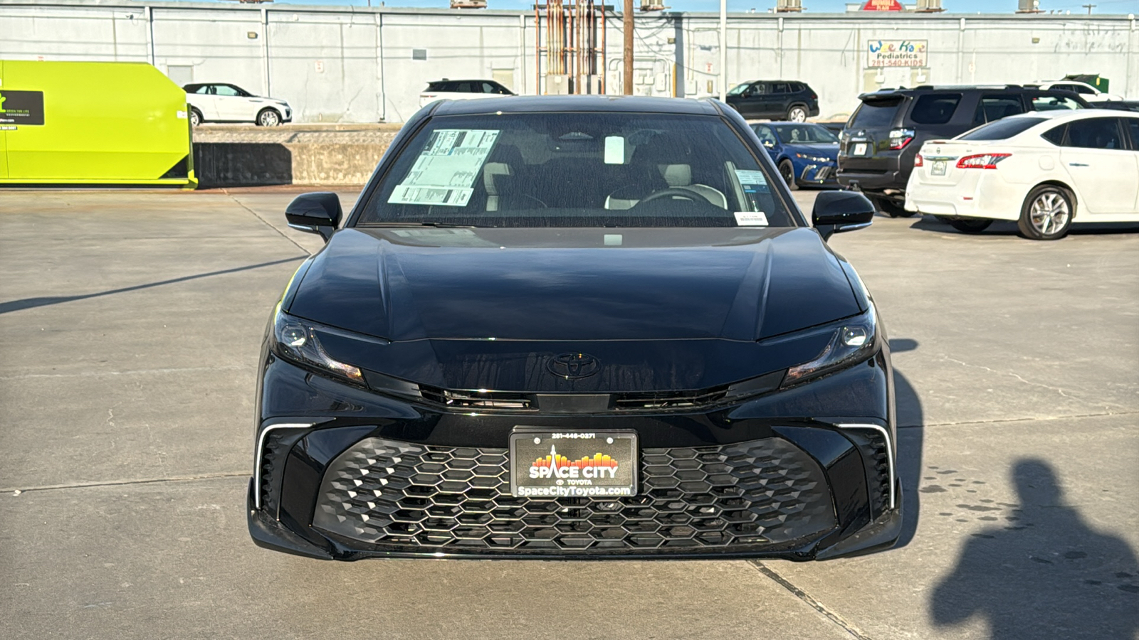 2025 Toyota Camry SE 8