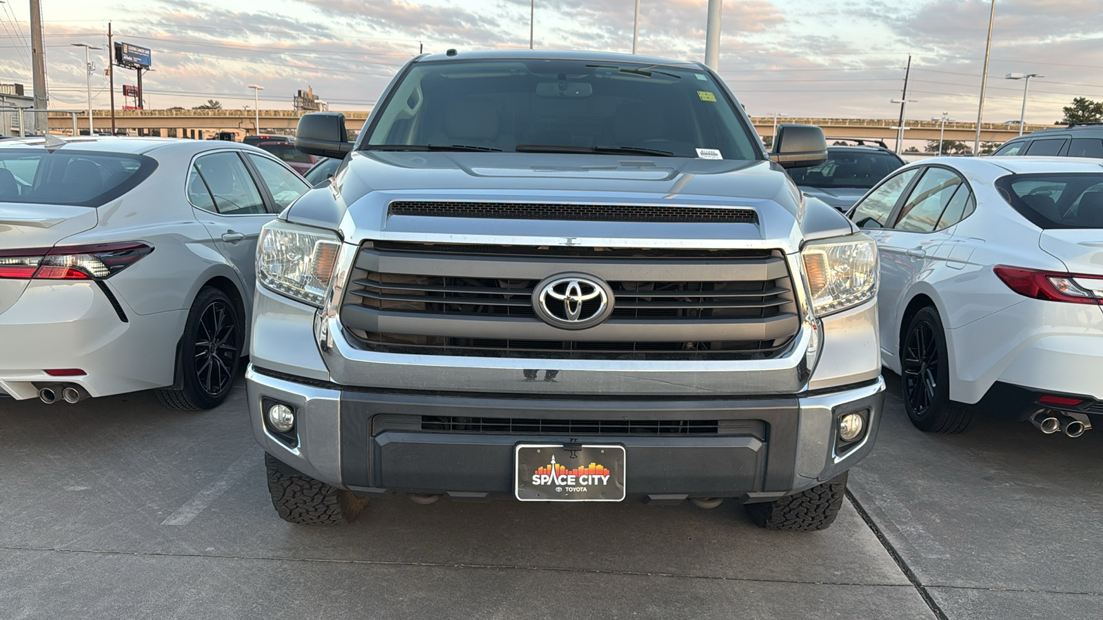 2015 Toyota Tundra SR5 3