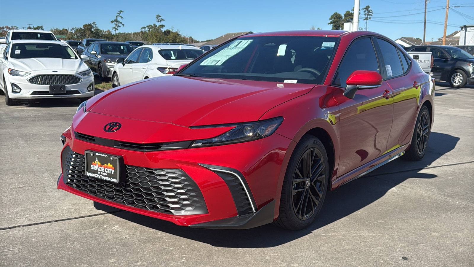 2025 Toyota Camry SE 4