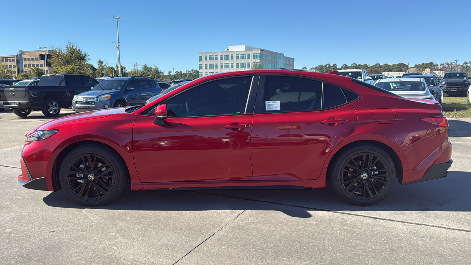 2025 Toyota Camry SE 5