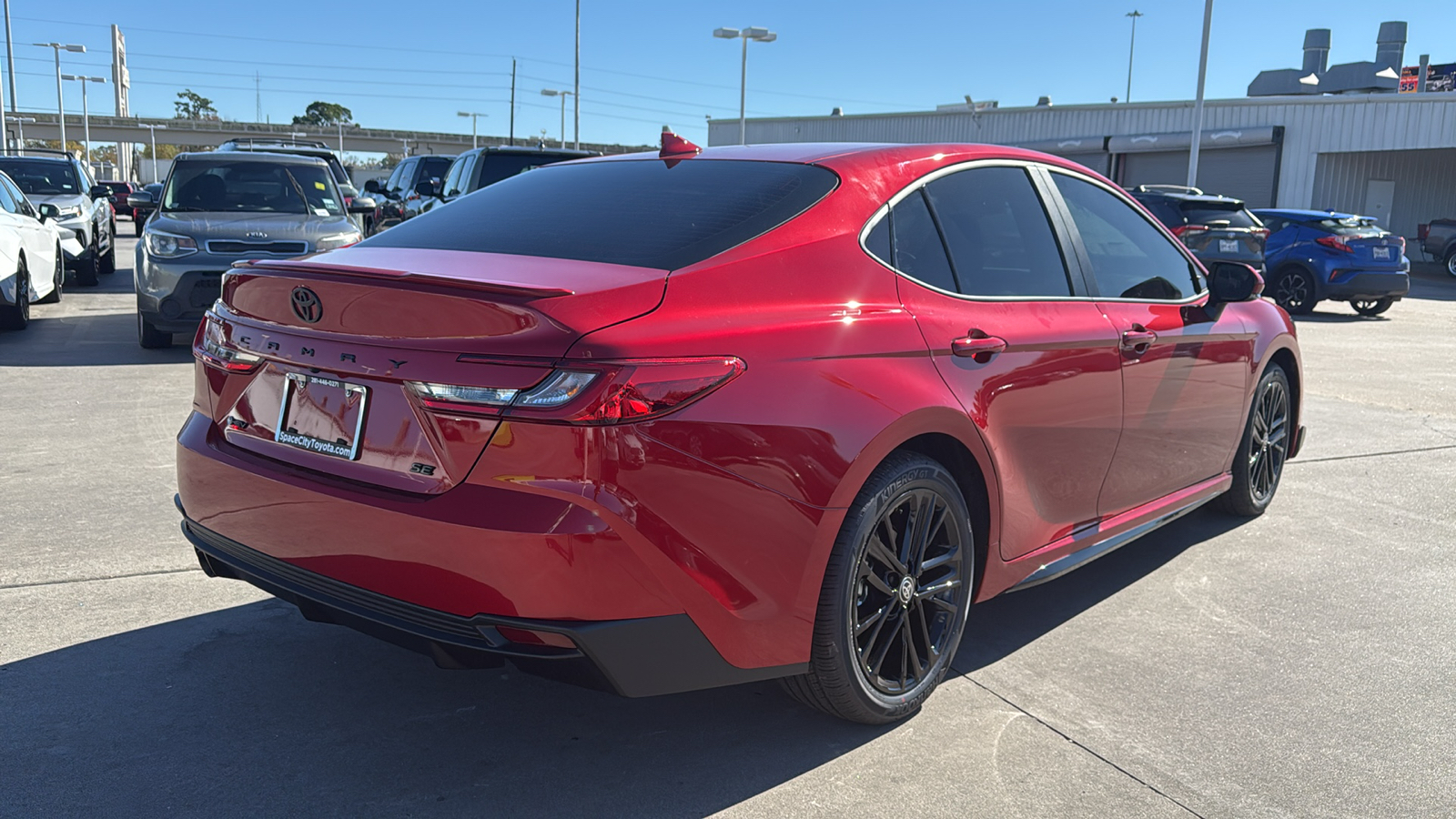 2025 Toyota Camry SE 8