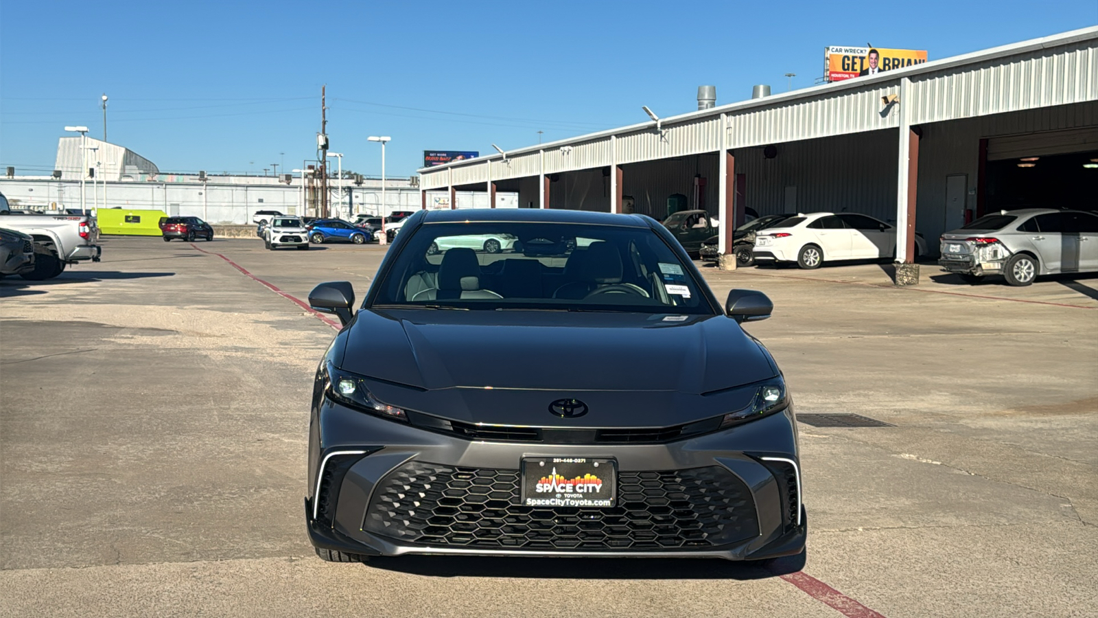 2025 Toyota Camry SE 3